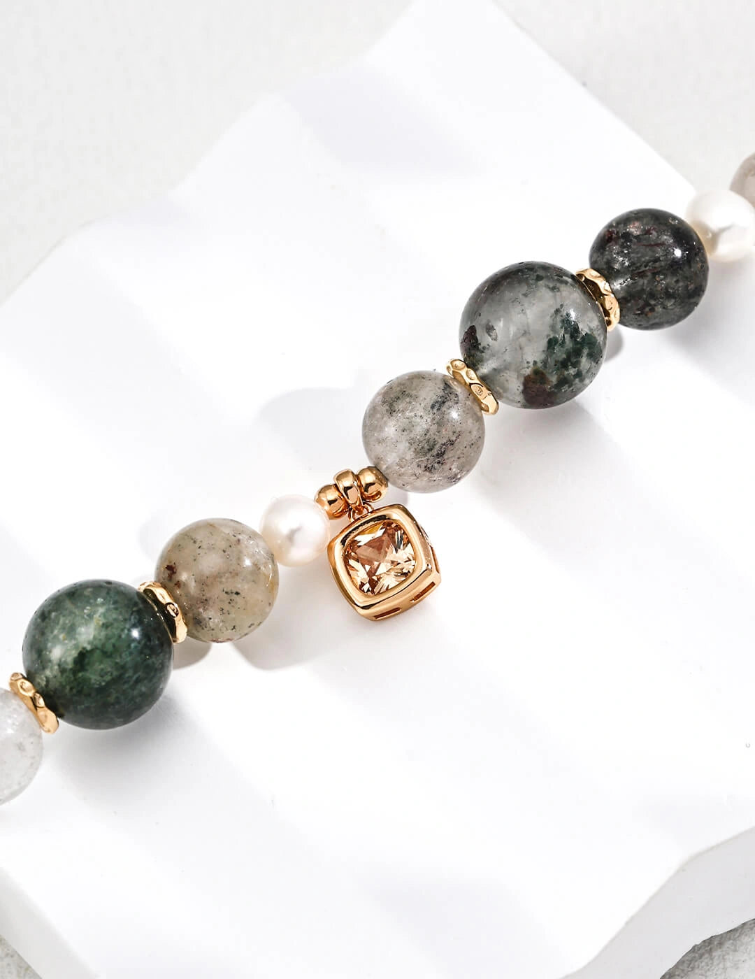 Crystal bracelet | Program Your Financial Field